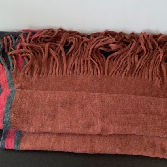 SCARF about 60-30 inches - Picture 6 of 8